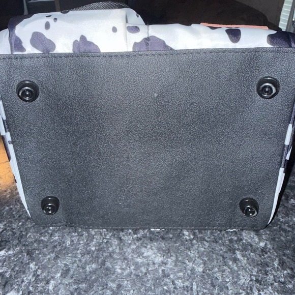 🐮 Cow Print Lunch Bag 🐮 - Picture 12 of 12